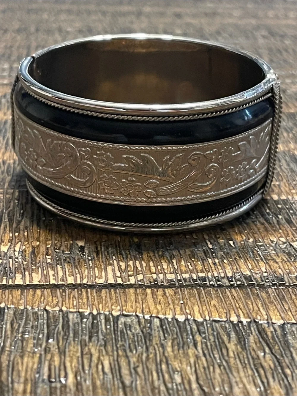 Hinged Silver Black Enamel Chunky Bangle Bracelet W Engraved Floral Vintage